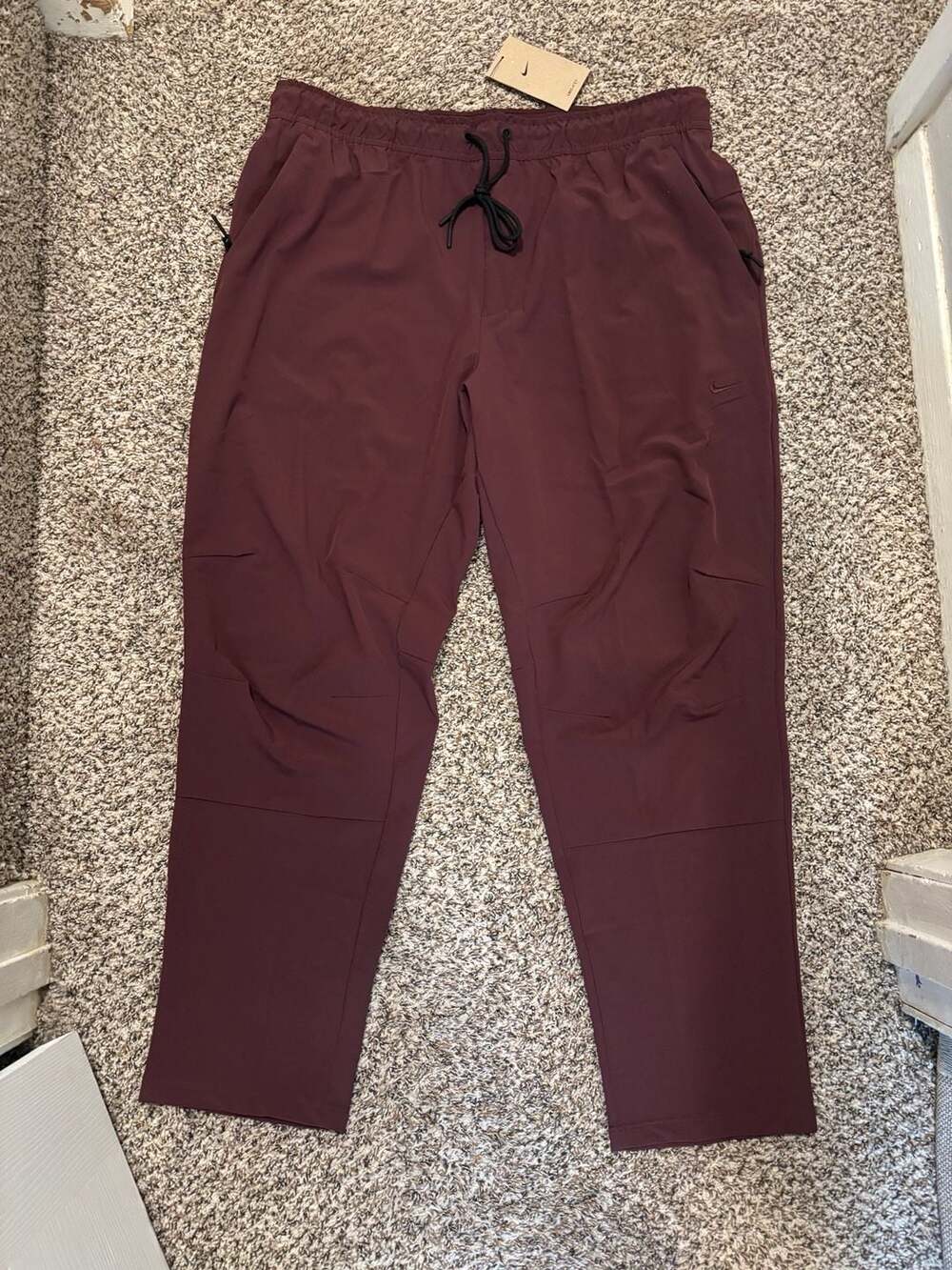 Nike Men's Unlimited Dri-FIT Tapered Leg Versatile Pants FB7546-652
